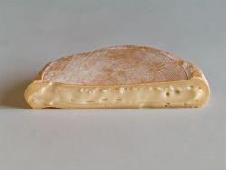 Rappel produit FROMAGERIES POCHAT et FILS / SOCIETE  LAITIERE des HAUTS de SAVOIE Petits Reblochons /   Reblochons / Gros Reblochons  Reblochons laitiers, vendus au rayon libre-service entre le 15 mars 2014 et le 7 juin 2014 dans les magasins de vente au dtail ou dans des supermarchs *1/2 reblochons de marque sanitaire FR 74-011-060 CE imprime dans un ovale sur lemballage avec une DLUO antrieure au 4/07/2014*Petits reblochons,  gros reblochons ,  reblochons de marque sanitaire FR 74-116-050 CE imprime dans un ovale sur lemballage avec une DLUO antrieure au 20/08/2014
