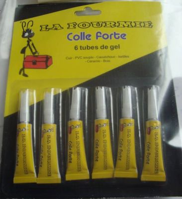 Rappel produit LA FOURMIE Colle Forte 6 tubes de gel sous blister 34015Code barres: 3700538500290